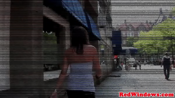 Muscular dutch hooker cumsprayed by tourist – Free HD Porn Video
