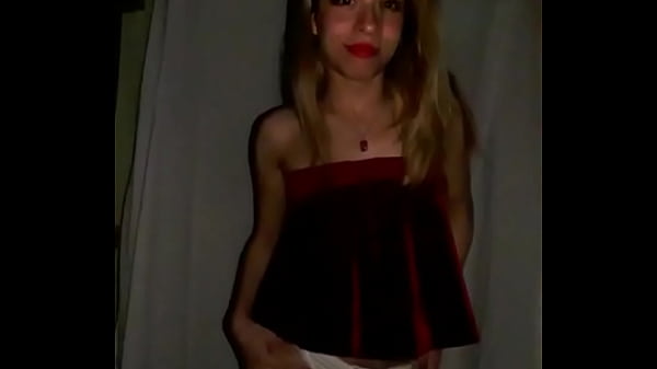 Bonneyuwu - 3:22 little bitch little red riding hood – Free HD Porn Video