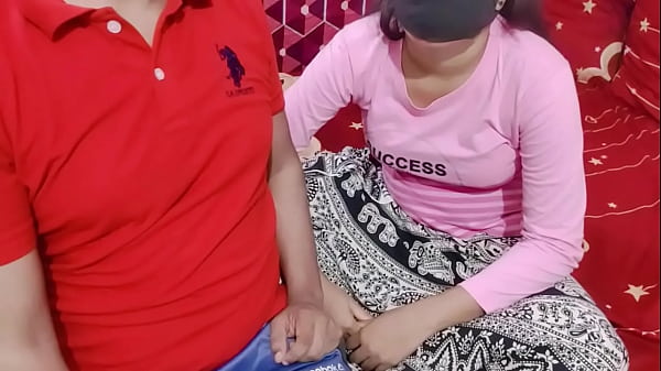 Neha Gold