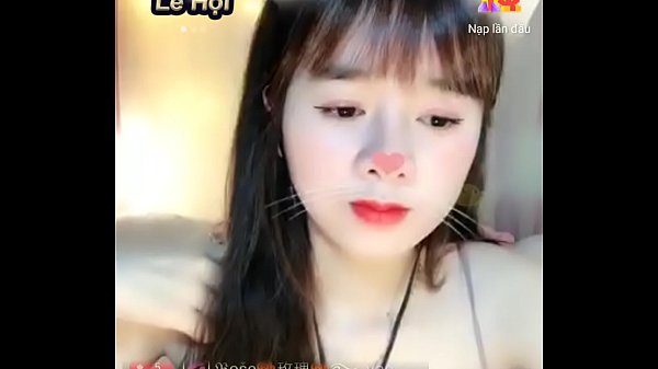 Hot girl Uplive is pretty