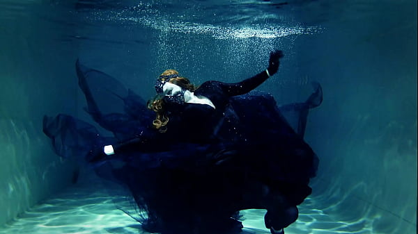 gothic underwater shooting in swimmimg pool