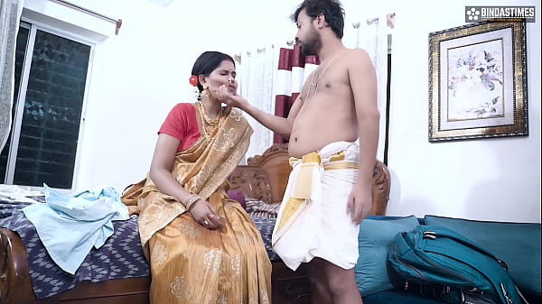 Tamil Housewife fucked by her devar very hard and cumshot on her pussy ( Hindi Audio )