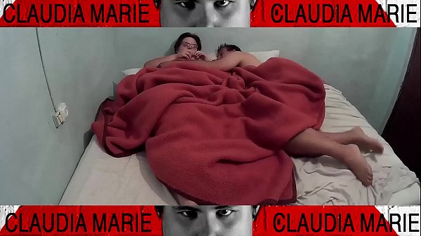 Exploring the fat girl's ass and setting it on fire with candles. He likes me to play to burn his ass and throw wax in his anus – Free HD Porn Video