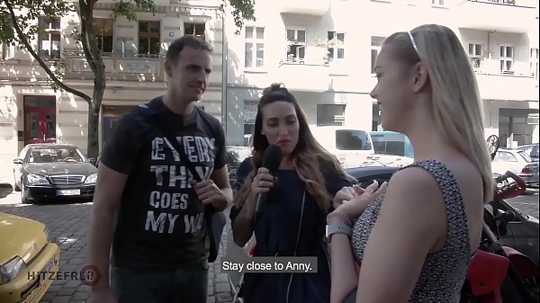 HITZEFREI Cute blonde finds random guy on street