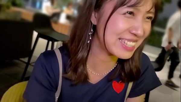 Part 1 [Fuck Shooting  Nakadashi  OK Too Convenient Ex-Girlfriend with Big Tits Friendship] A former girlfriend who has paid her dues pays a visit by barging into the hotel where she is staying!