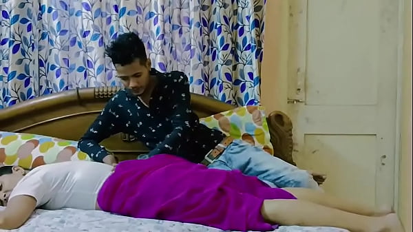 Indian Web Series Mature Desi Bhabhi Fucking Young Lover – Free HD Porn Video