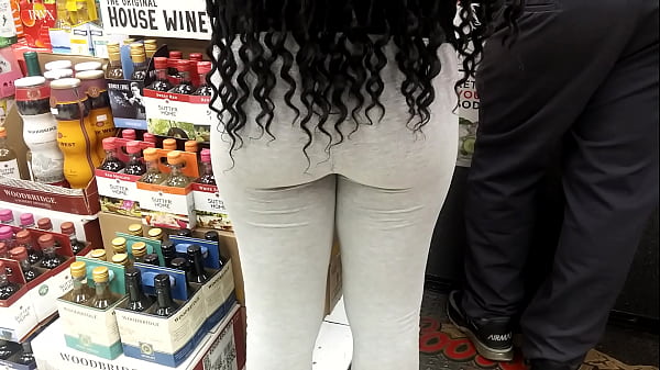 Ebony shorty getting booze in Baltimore l. store – Free HD Porn Video