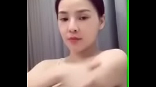 Pretty girls uplive hanging around and applying stimulant cream