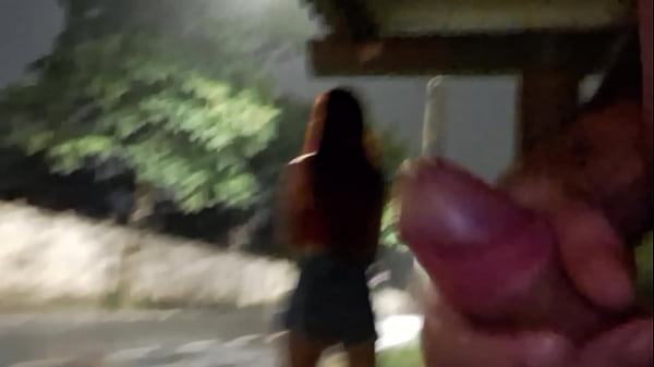 I risked masturbating at the bus stop next to the redheaded girl! – Free HD Porn Video