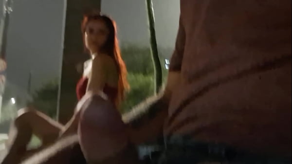 I risked masturbating at the bus stop next to the redheaded girl! – Free HD Porn Video