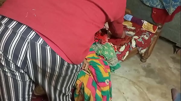 Gave 500 rupees to the maid and fucked her