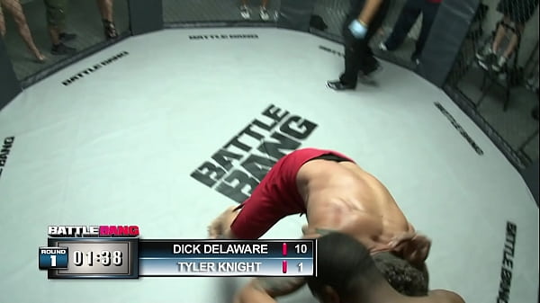 Battle bang between Dick Delaware and Tyler Knight