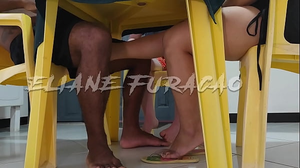 I stayed with my girlfriend's father, while she left, the father-in-law caught me in a geito filling my vagina with cum. – Free HD Porn Video