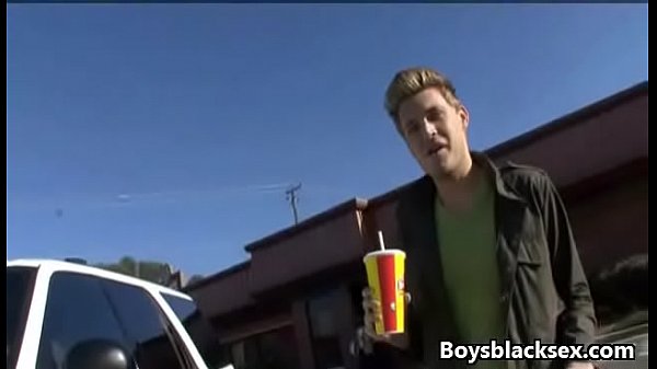 Black Muscular Gay Man Fuck WHite Boy Hard 13