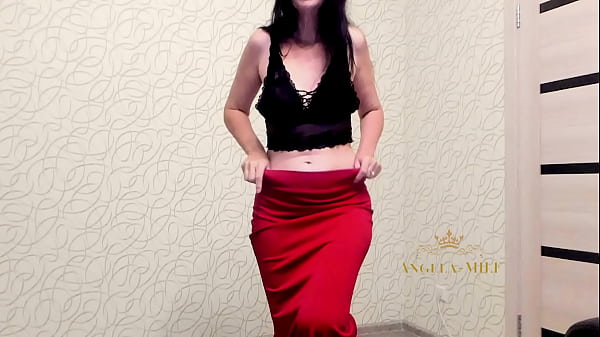 Horny brunette MILF shows off her huge tits and areolas to her fans / Angela-MILF – Free HD Porn Video