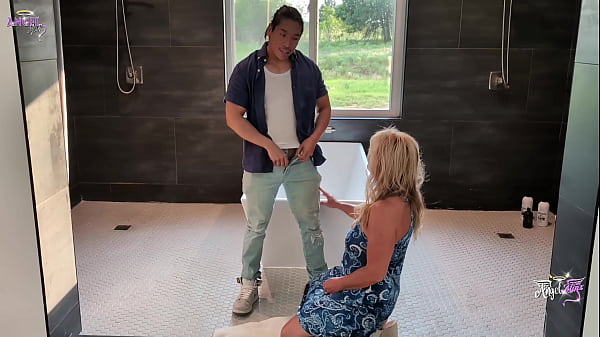 From Listing to Lusting - A Realtor's Dilemma – Free HD Porn Video