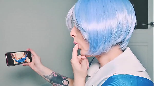 Rei Ayanami loves to make her clit cum and pussy squirt with fuck machine and vibrator after classes