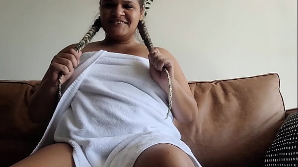 Paty Bumbum loves to masturbate for married men – Free HD Porn Video